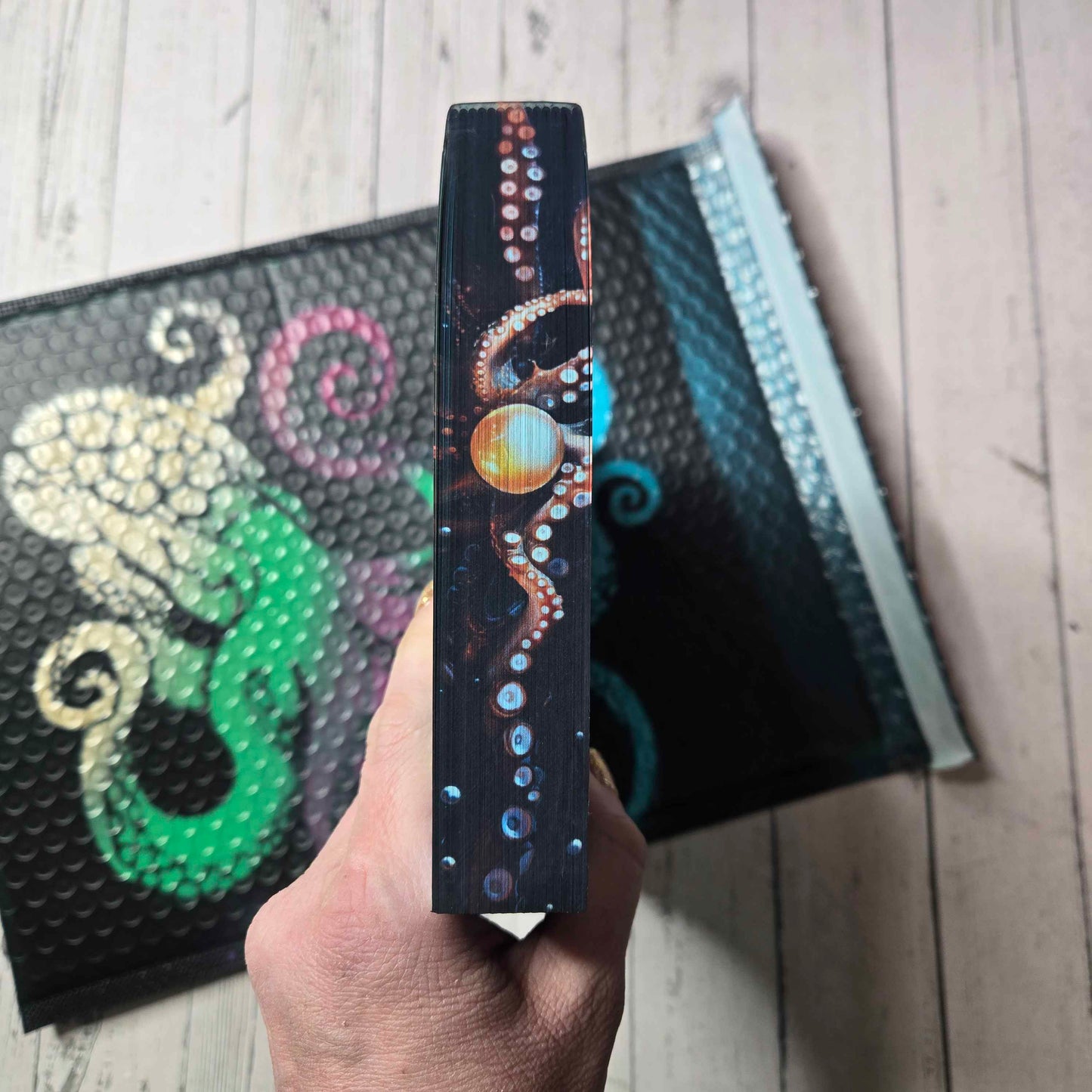 Guarded by the Kraken (Special Edition Paperback) Cassie Alexander