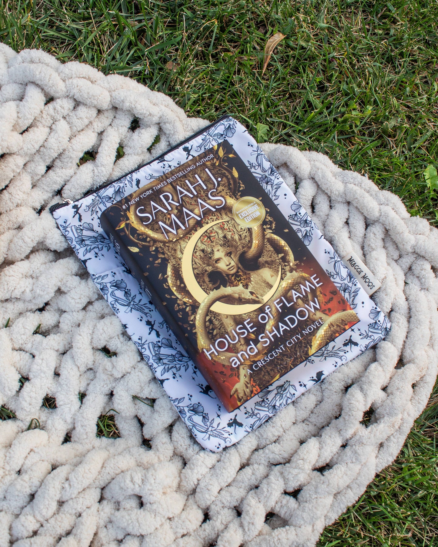 Meaggie Moos - Book / Tablet Sleeve | Ivory Swords The Secret Garden Bookery