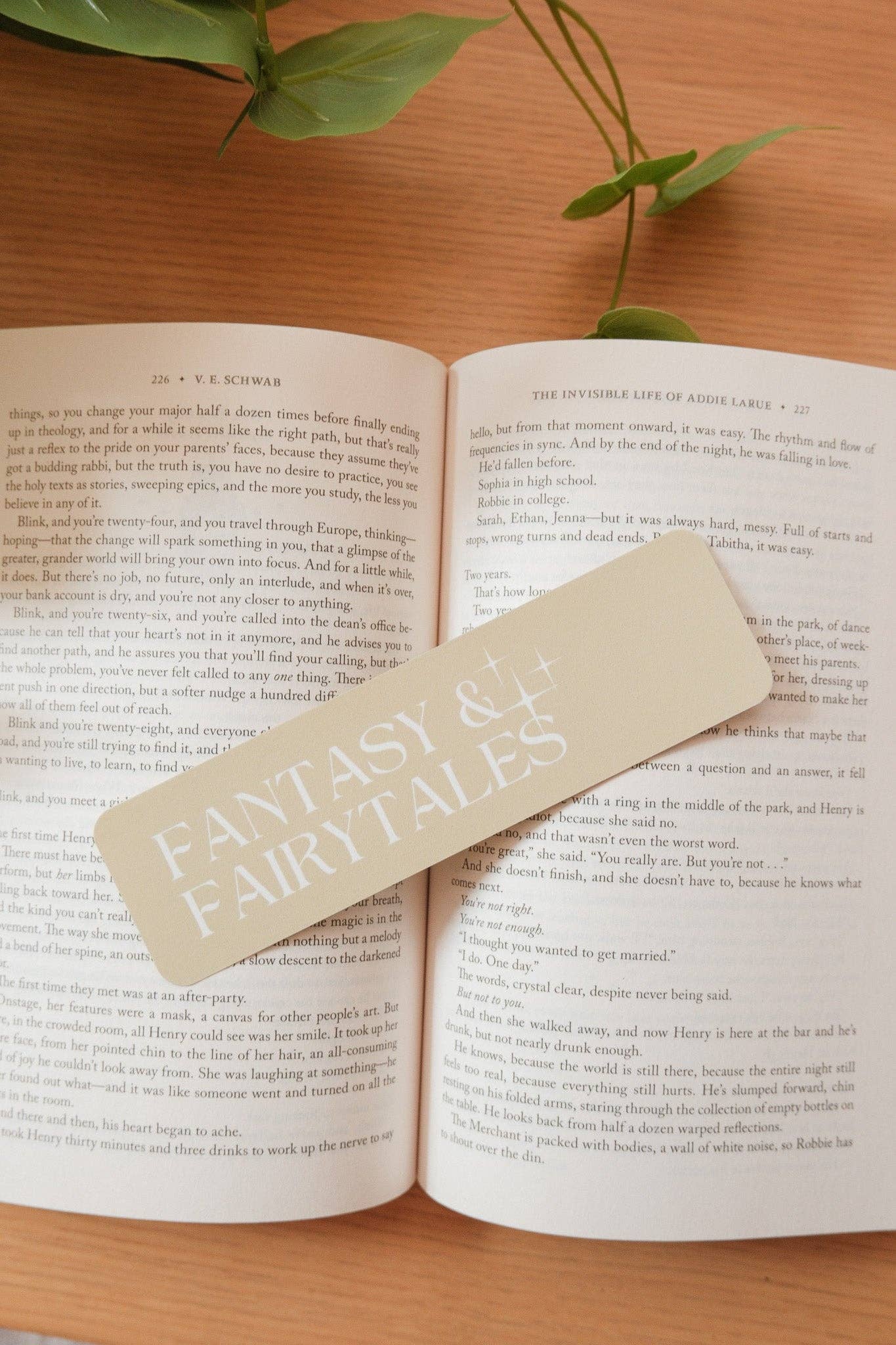 The Tiny Bookshelf - Green Garden Bookmark Collection The Secret Garden Bookery