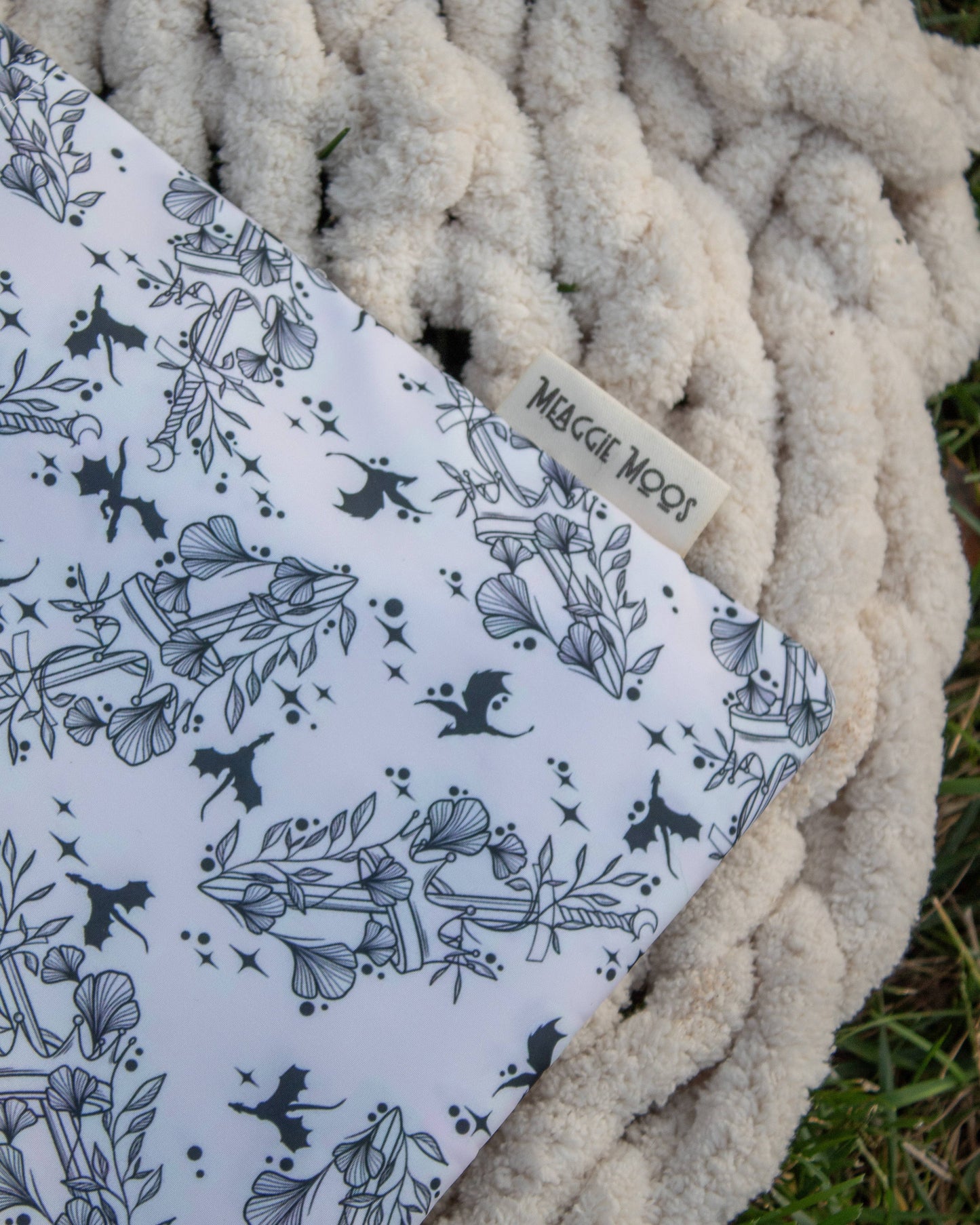 Meaggie Moos - Book / Tablet Sleeve | Ivory Swords The Secret Garden Bookery