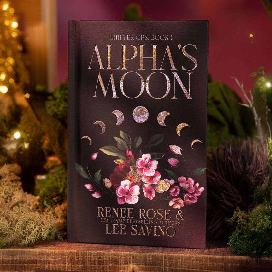Shifter Ops 1: Alpha's Moon Collector's Edition Midnight Romance Publishing