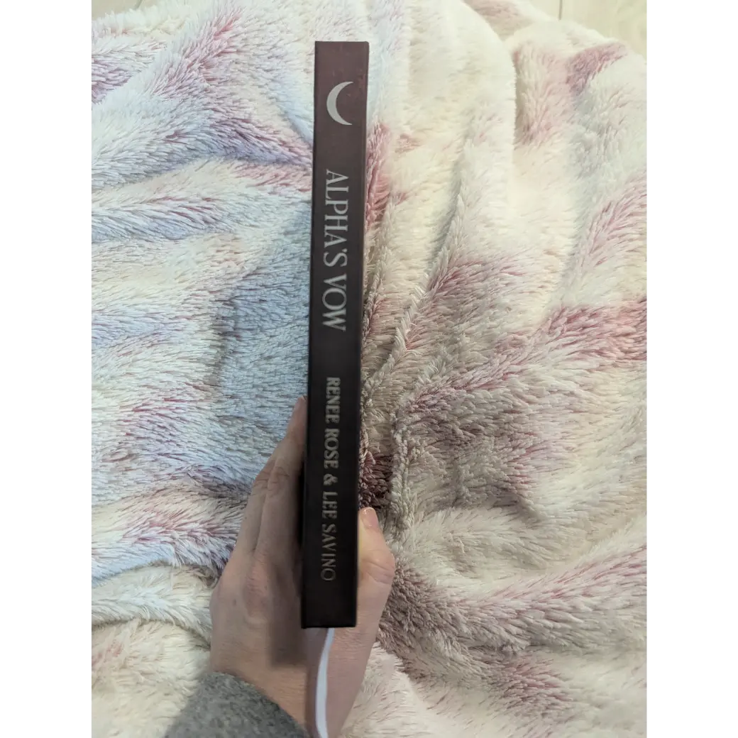 Shifter Ops 2: Alpha's Vow - Collector's Edition Midnight Romance Publishing