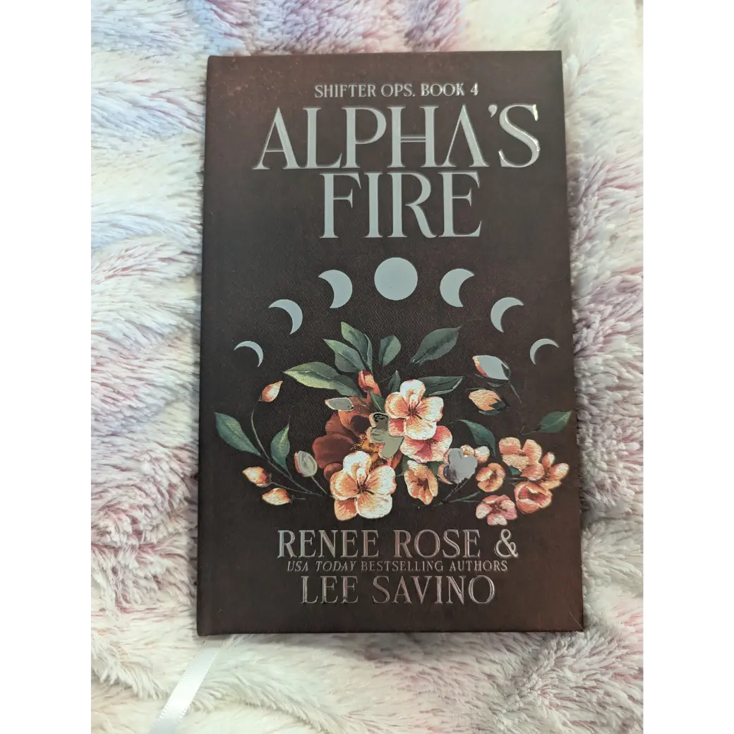 Shifter Ops 3: Alpha's Fire - Collector's Edition Midnight Romance Publishing
