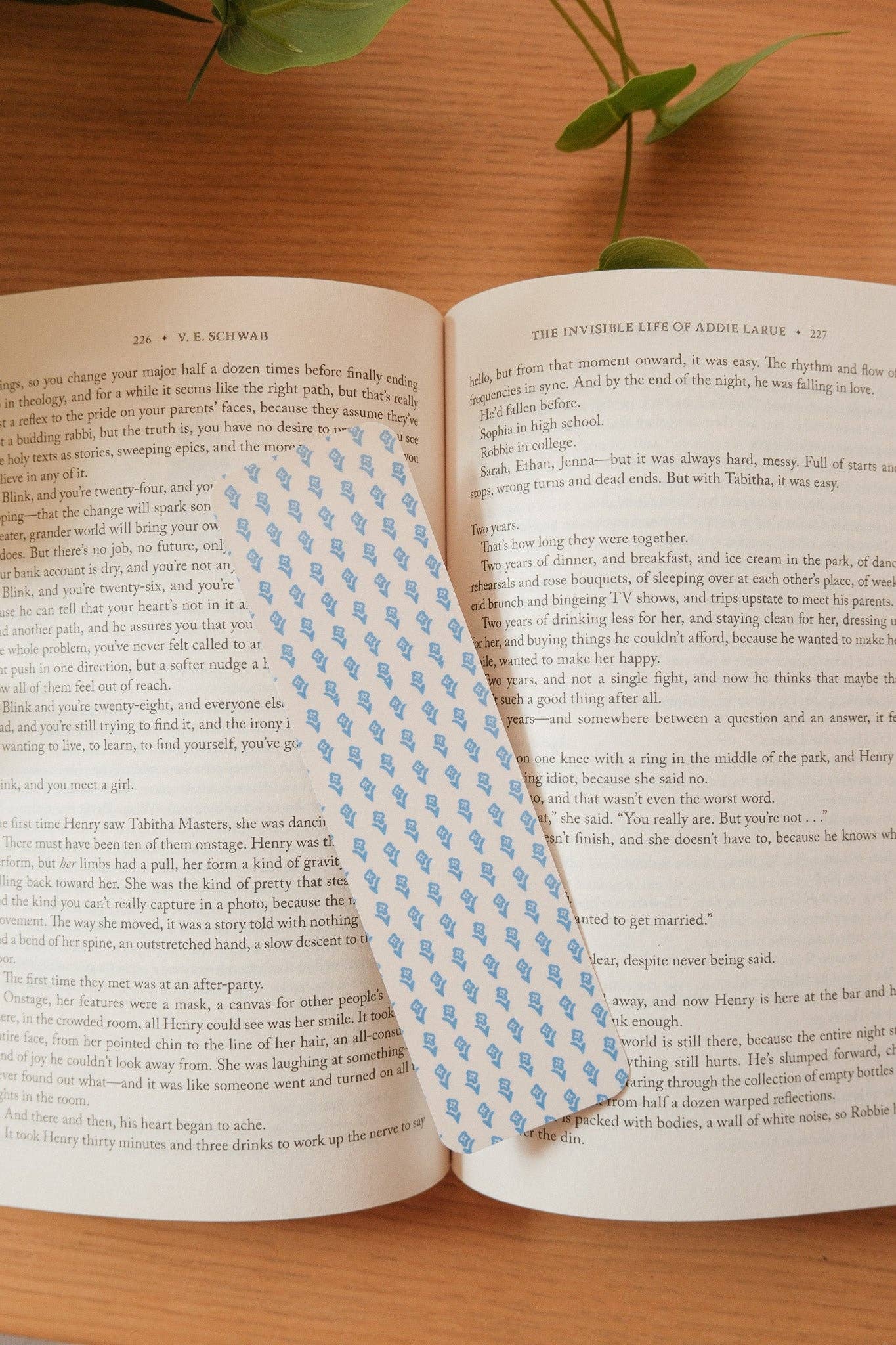 The Tiny Bookshelf - Green Garden Bookmark Collection The Secret Garden Bookery
