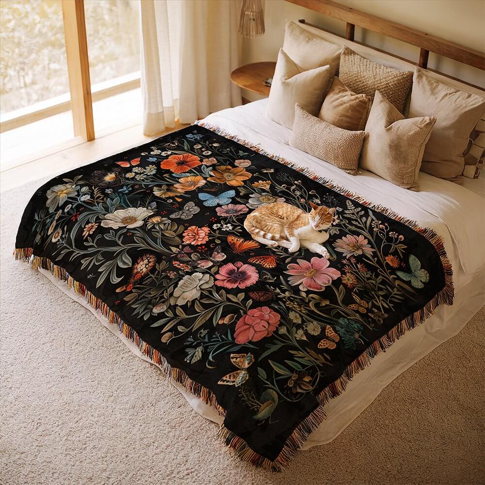 Wildflower Haven Woven Blanket – A Botanical Masterpiece Offbeat Opulence
