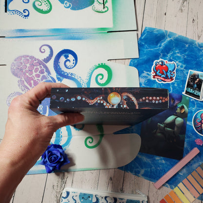 Guarded by the Kraken (Foil Boxset) Cassie Alexander
