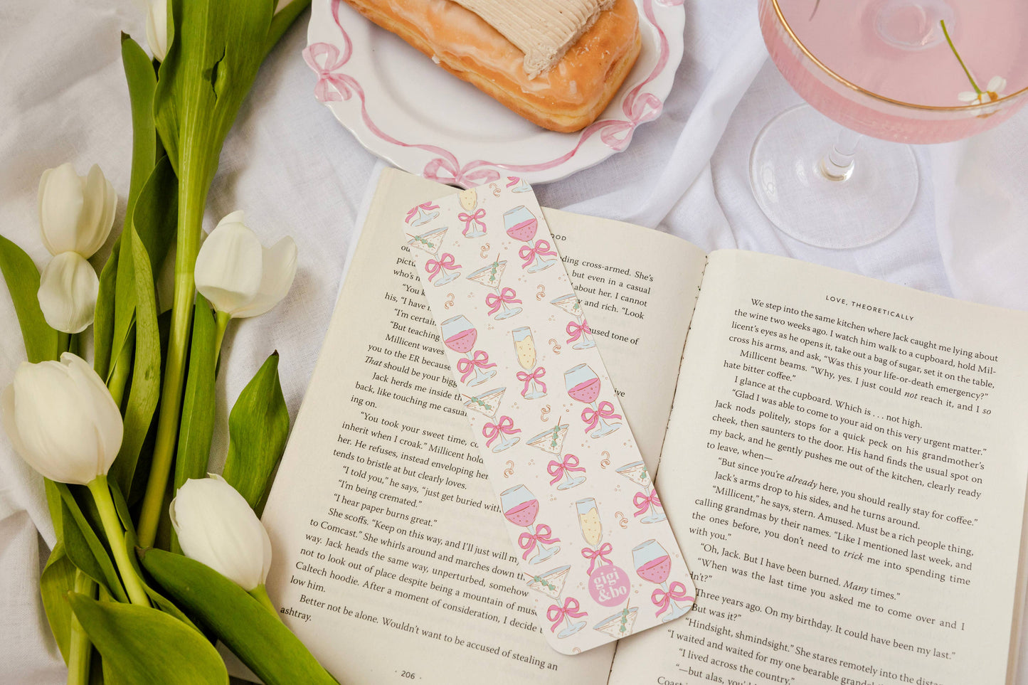 Bookmark - Bows & Bubbly Smitten Booktique