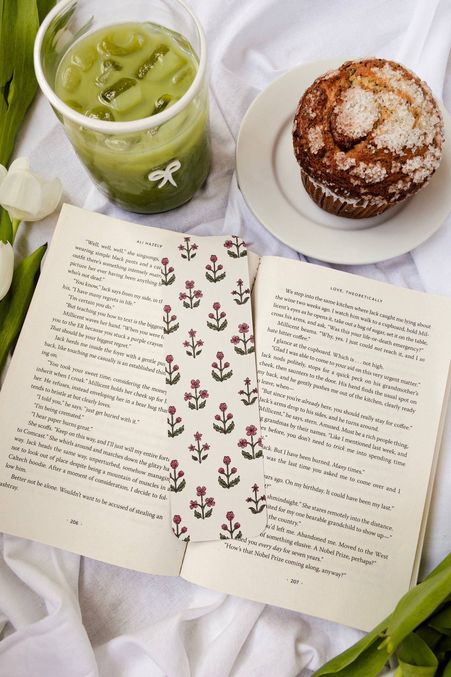 Bookmark - Country Wallpaper Smitten Booktique