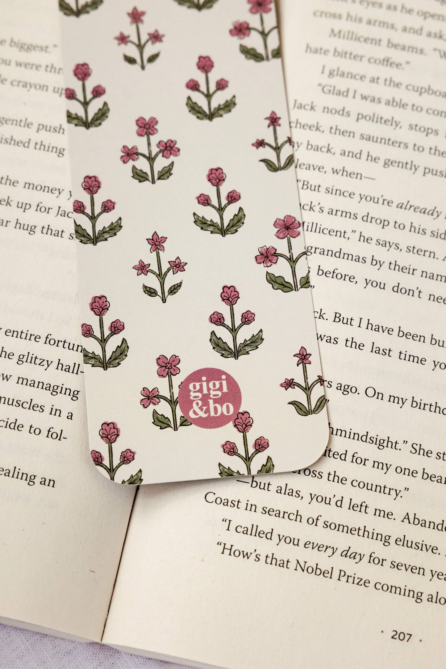 Bookmark - Country Wallpaper Smitten Booktique
