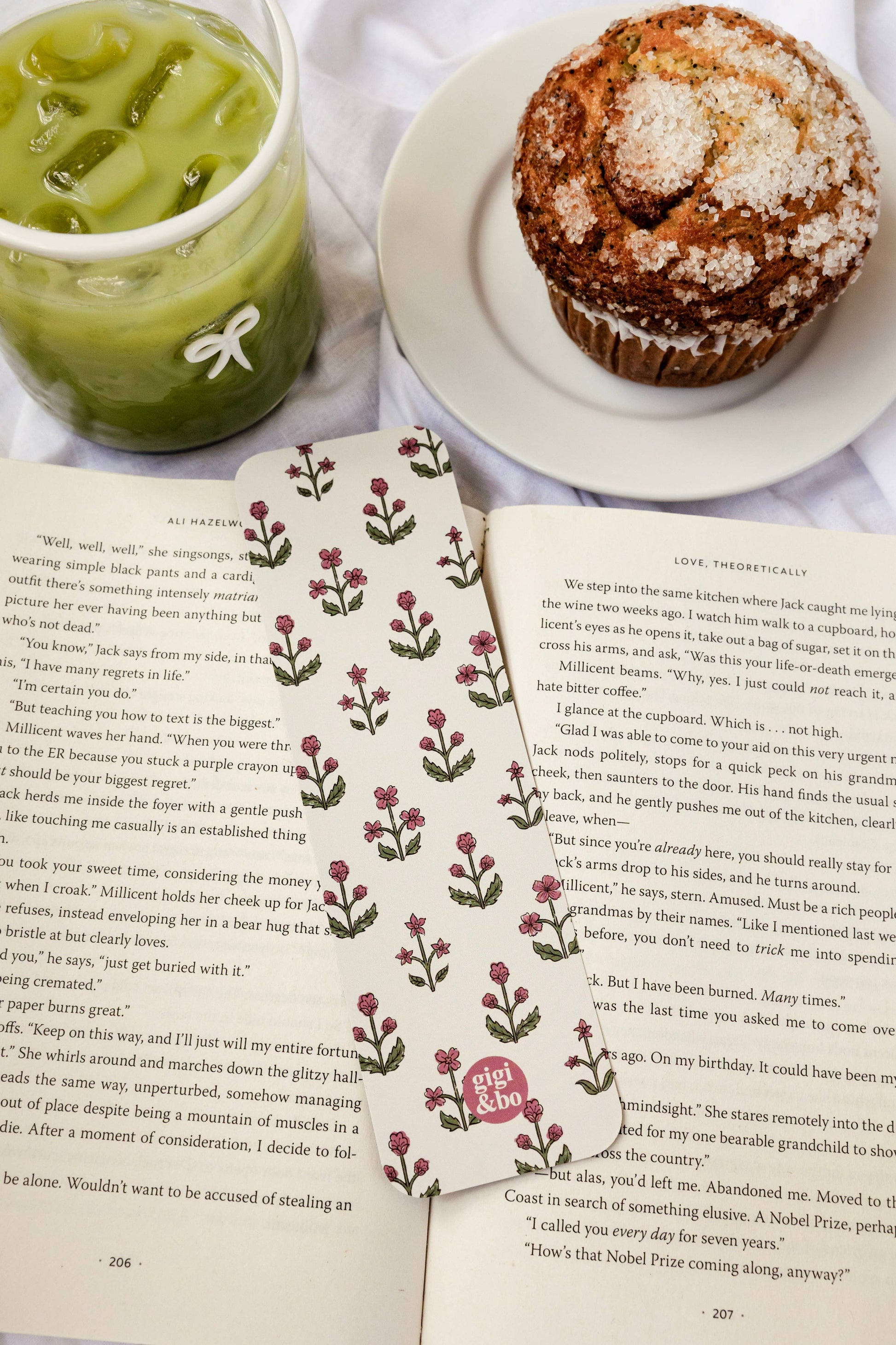 Bookmark - Country Wallpaper Smitten Booktique