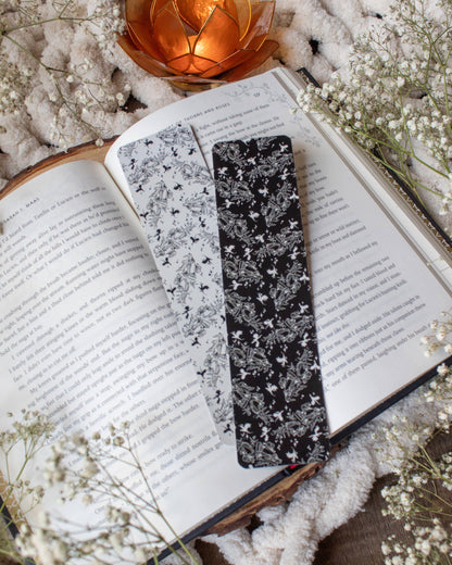 Bookmark - Ivory Swords Smitten Booktique