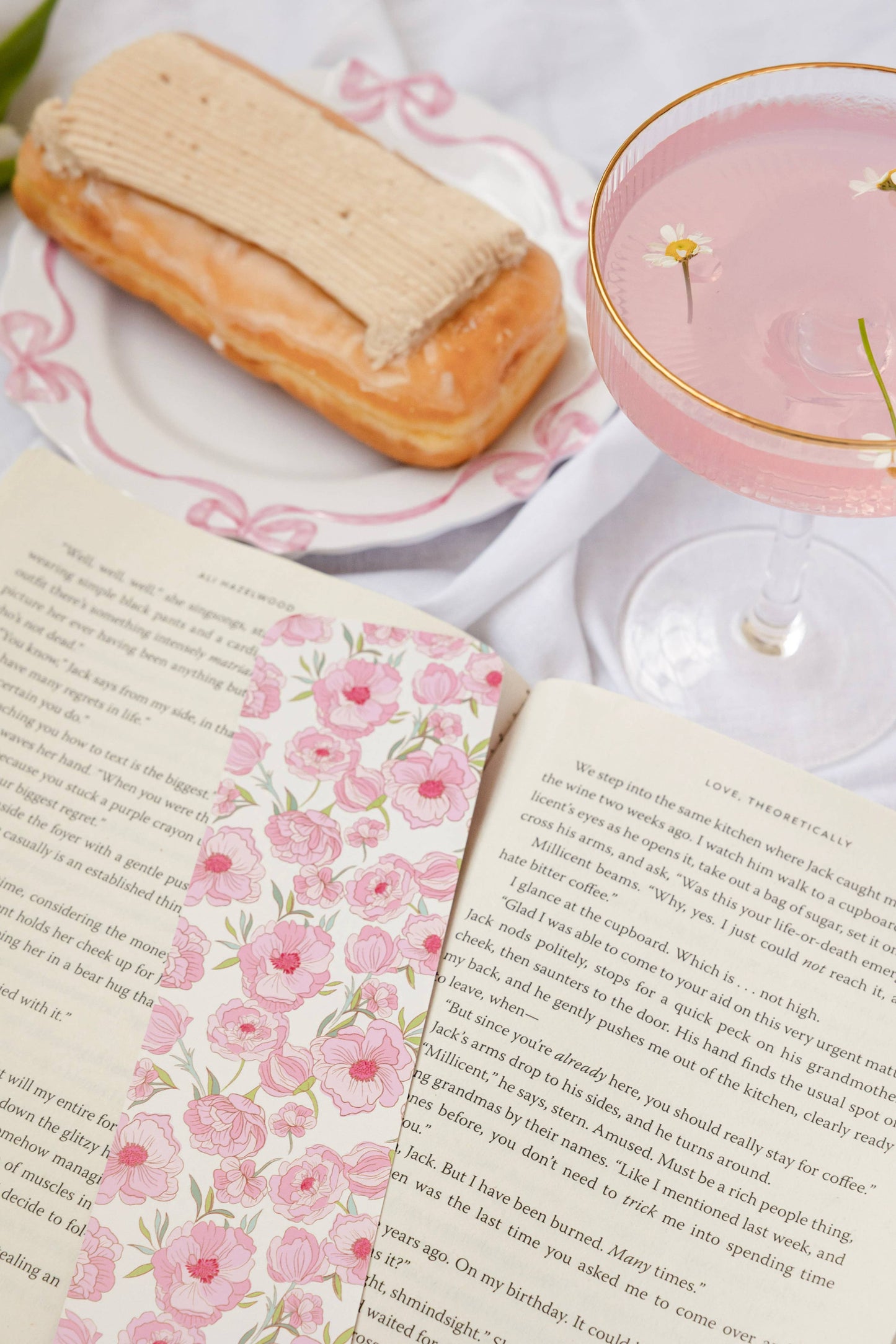 Bookmark - Pink Blossom Smitten Booktique