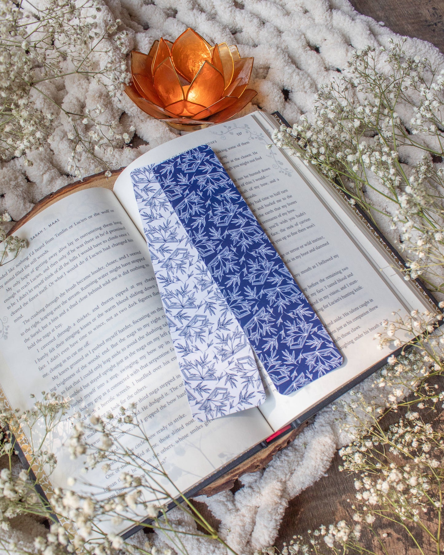 Bookmark - Porcelain Books Smitten Booktique