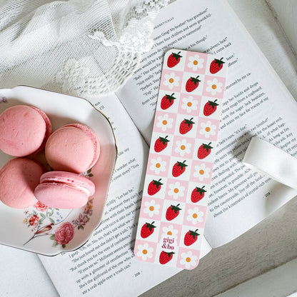 Bookmark - Strawberry Fields Smitten Booktique