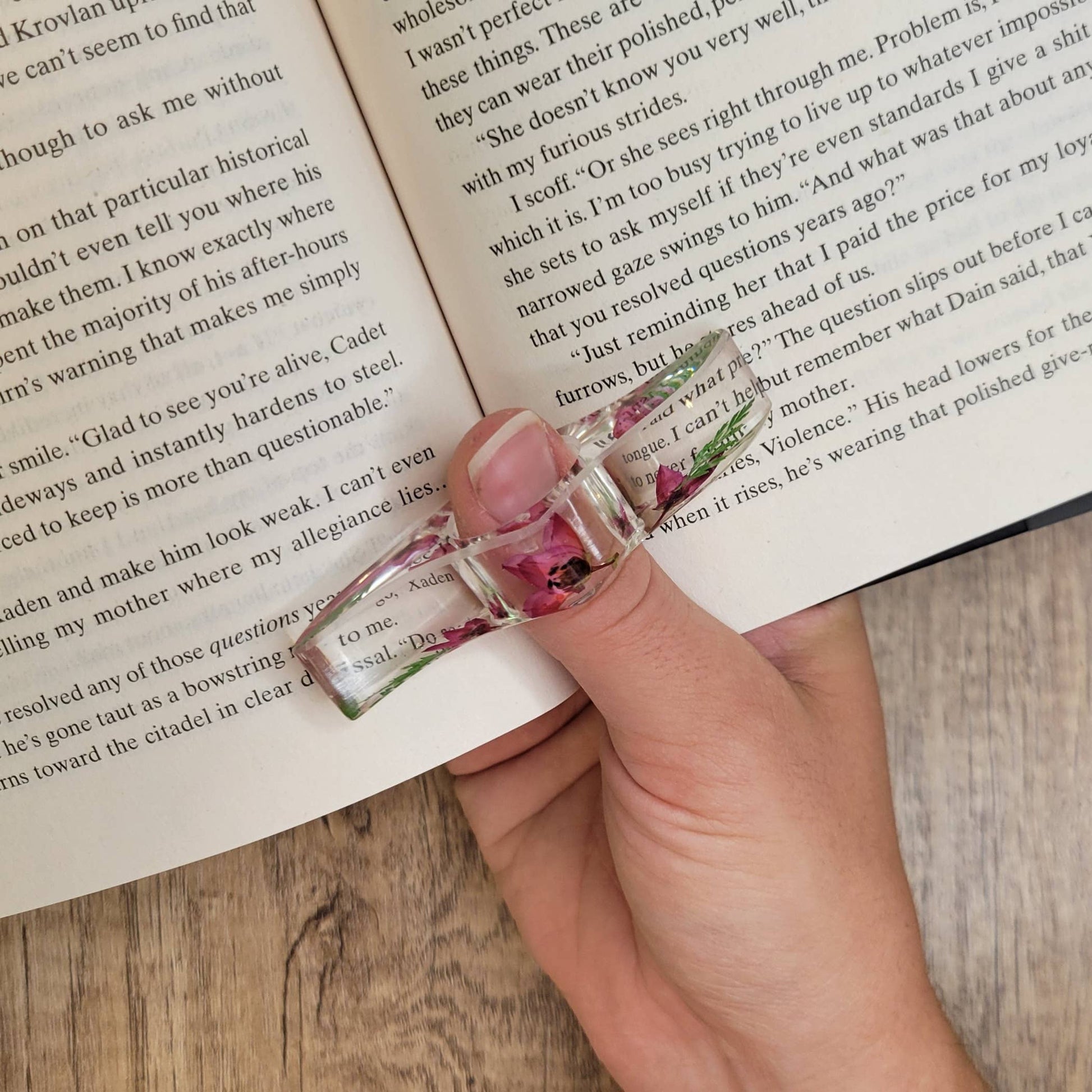 Page Spreader - Boronia Smitten Booktique