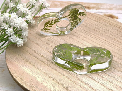 Page Spreader - Pressed Fern Smitten Booktique