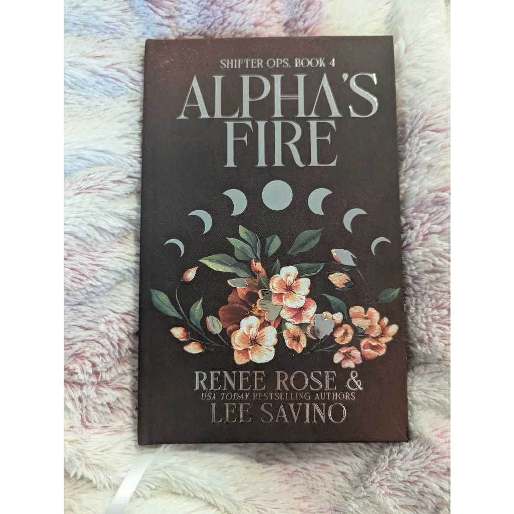 Shifter Ops 4: Alpha's Fire - Collector's Edition Midnight Romance Publishing