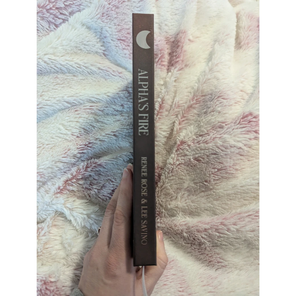 Shifter Ops 4: Alpha's Fire - Collector's Edition Midnight Romance Publishing