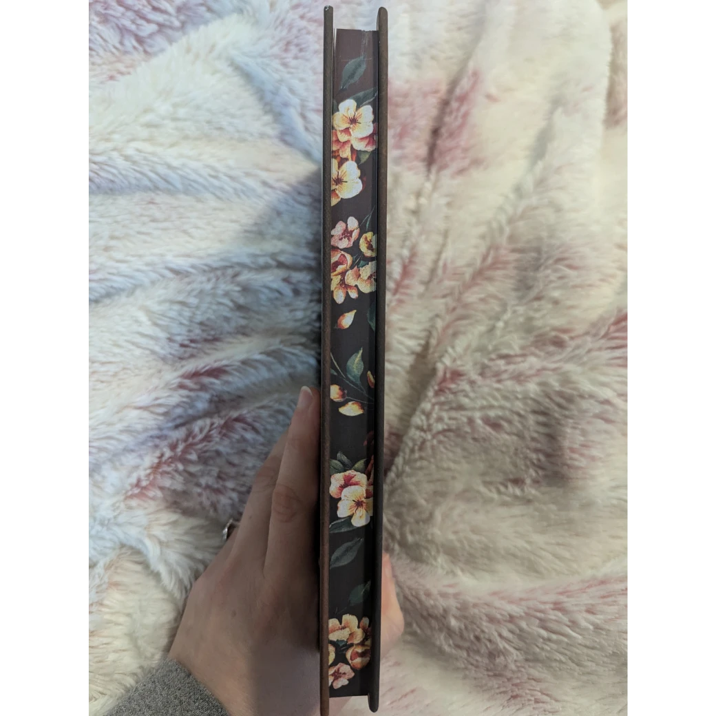 Shifter Ops 5: Alpha's Rescue - Collector's Edition Midnight Romance Publishing