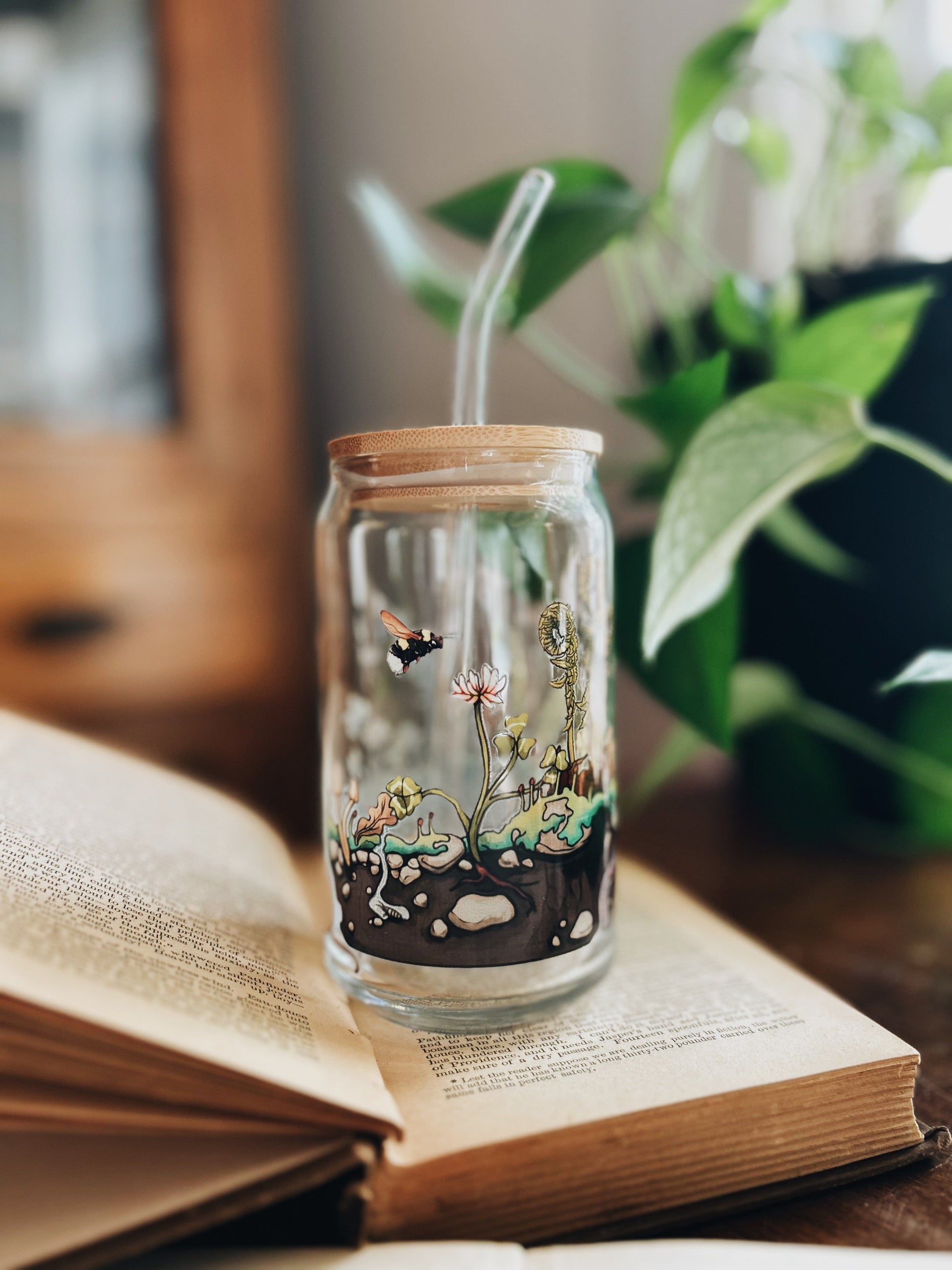 Wee Dirt Friends Glass Fablewood Goods