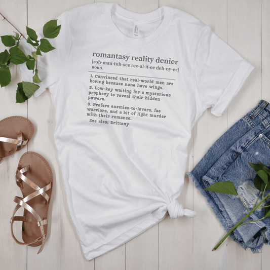 Romantasy Denier Definition T-Shirt – Personalized Tee for Closet Fae-Lovers Offbeat Opulence